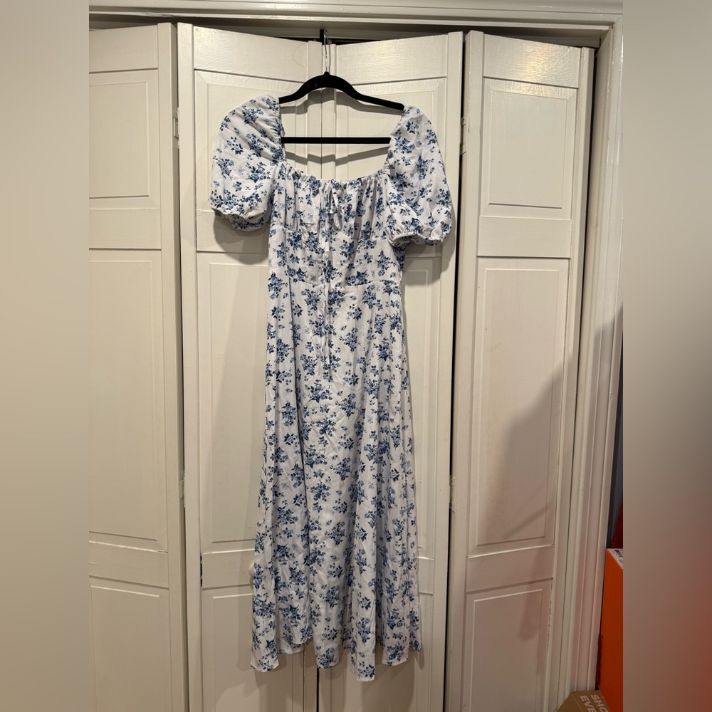 SHEIN‎ floral maxi dress size medium brand new